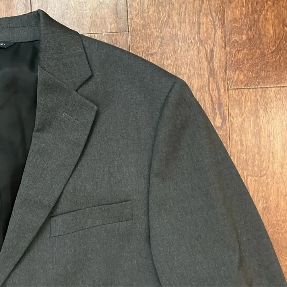 Banana Republic “Modern” Men's 100% Wool Gray Blazer, Size 40R